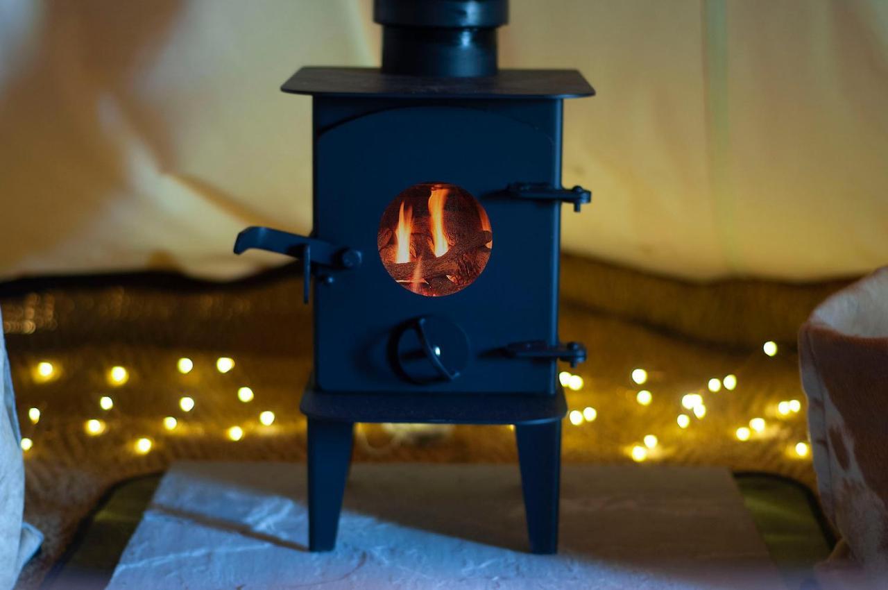 Burtree House & Retreats Tipi With Secluded Hot Tub Hotel Thirkleby Bagian luar foto